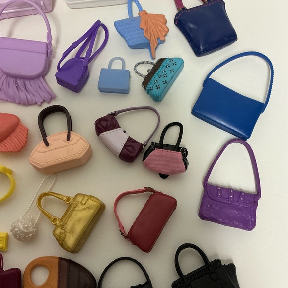 Barbie Purse Lot- Bags, Purse, Luggage, etc for Barbie & Other Fashion Dolls - Picture 13 of 15